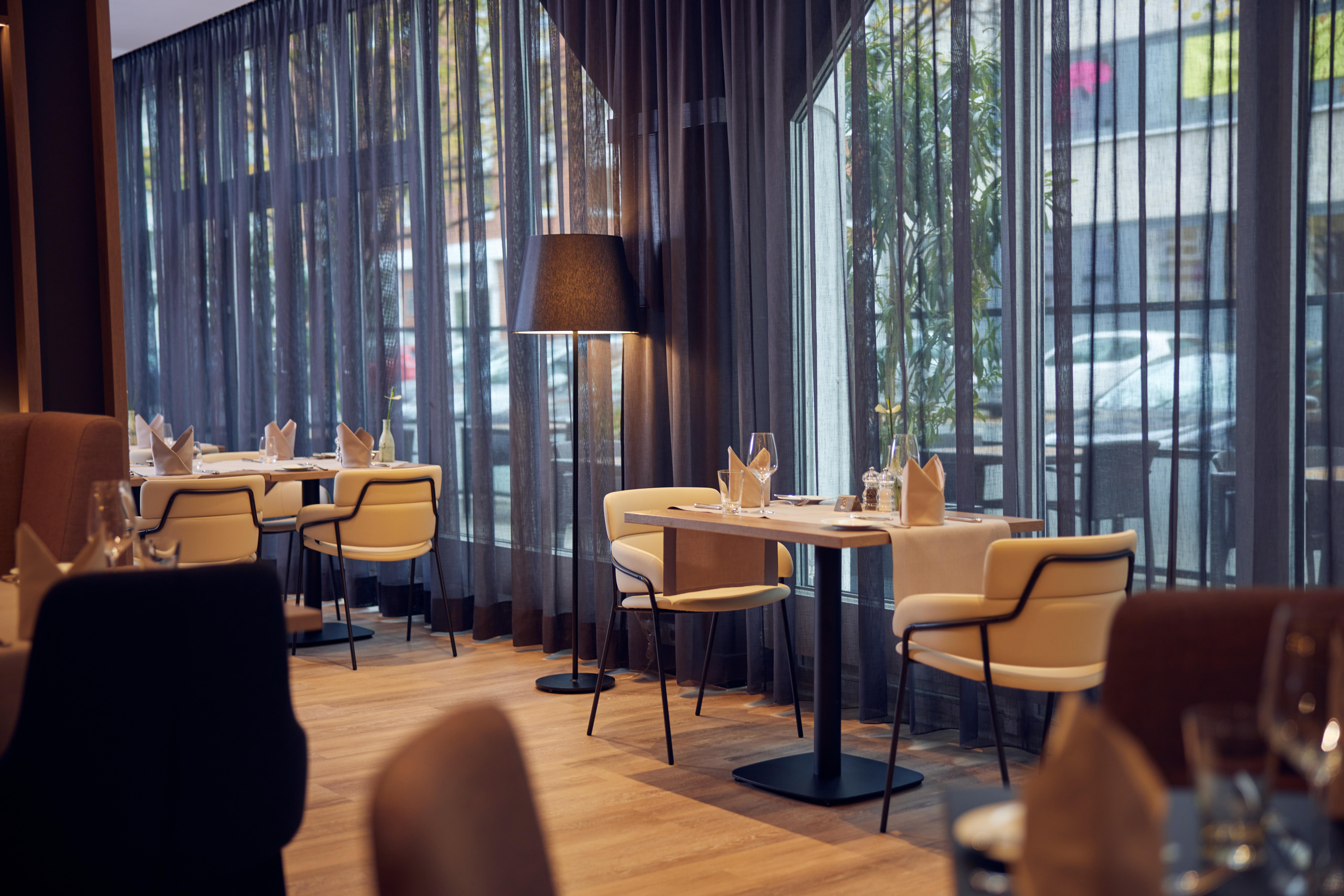 Doubletree By Hilton Hannover Schweizerhof Exterior foto