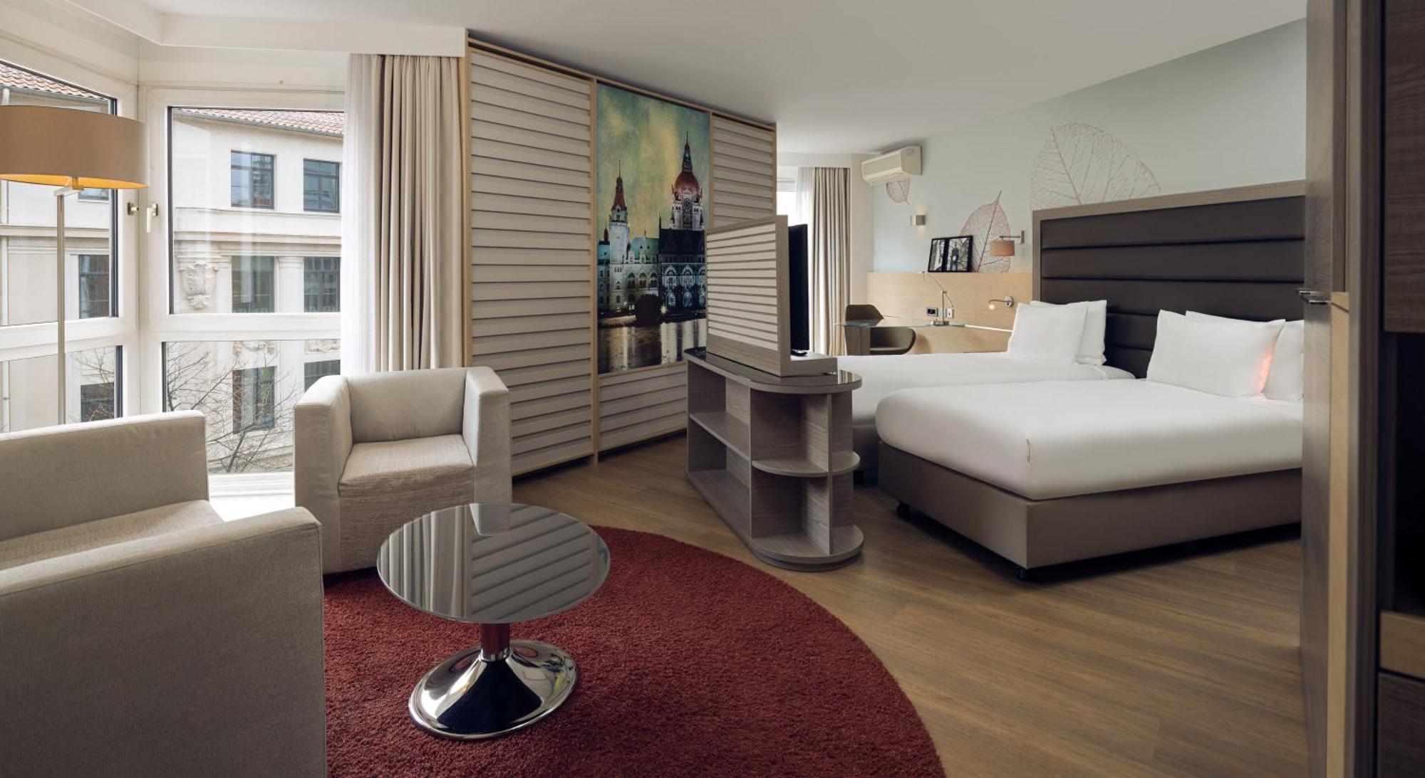 Doubletree By Hilton Hannover Schweizerhof Exterior foto