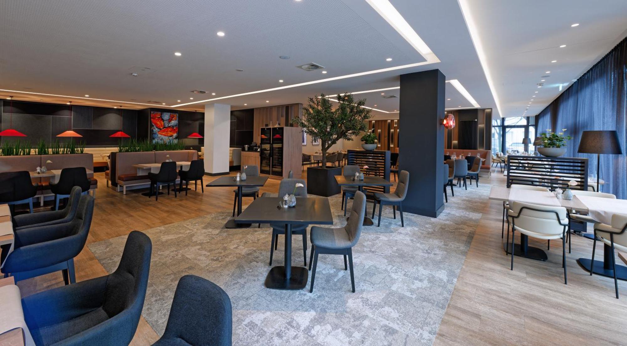 Doubletree By Hilton Hannover Schweizerhof Exterior foto